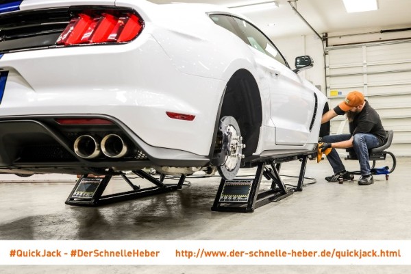 Ein QuickJack - der schnelle Heber in der Garage Ein QuickJack - der schnelle Heber in der Garage